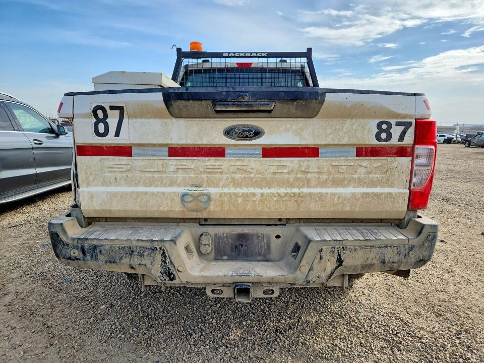 53617506 :رقم المزاد ، 1FT7W2B69NEC22332 vin ، 2022 Ford F250 مزاد بيع