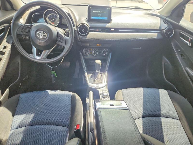 52659606 :رقم المزاد ، 3MYDLBYV6JY321621 vin ، 2018 Toyota Yaris Ia مزاد بيع
