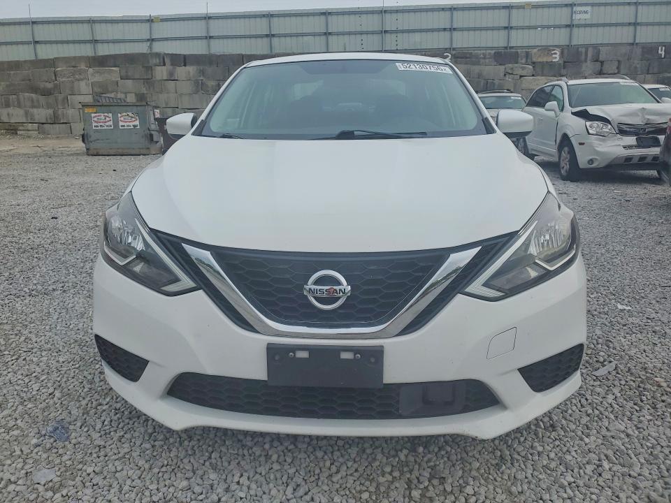 52130756 :رقم المزاد ، 3N1AB7AP6KY284829 vin ، 2019 Nissan Sentra مزاد بيع