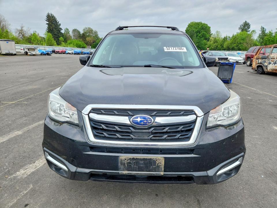 2017 Subaru Forester მანქანა იყიდება აუქციონზე, vin: JF2SJAEC4HH415593, აუქციონის ნომერი: 52173166
