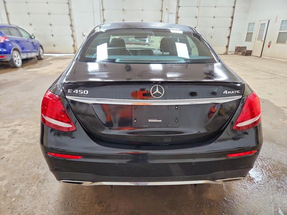 55309076 :رقم المزاد ، WDDZF6JB1KA570990 vin ، 2019 Mercedes-benz E مزاد بيع