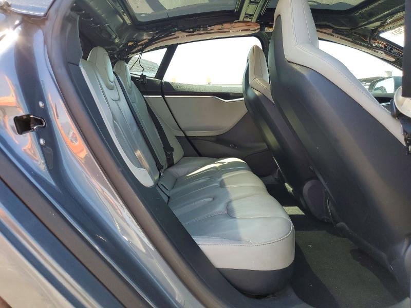 54330856 :رقم المزاد ، 5YJSA1DNXCFP02608 vin ، 2012 Tesla Model S مزاد بيع