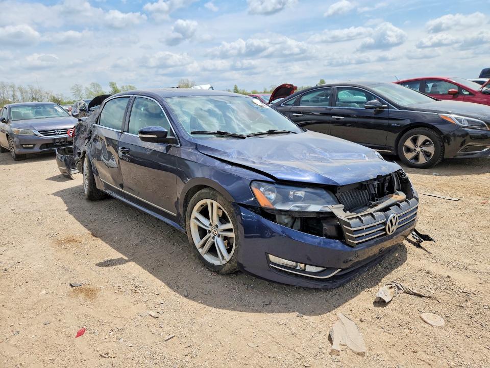 Продажа на аукционе авто 2013 Volkswagen Passat, vin: 1VWCN7A38DC138273, номер лота: 52463946