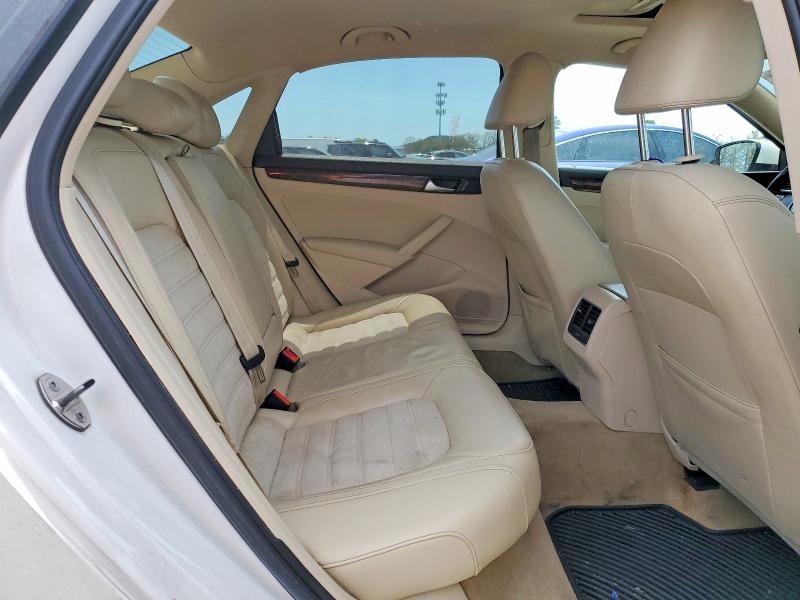 53263836 :رقم المزاد ، 1VWCN7A39DC073742 vin ، 2013 Volkswagen Passat مزاد بيع