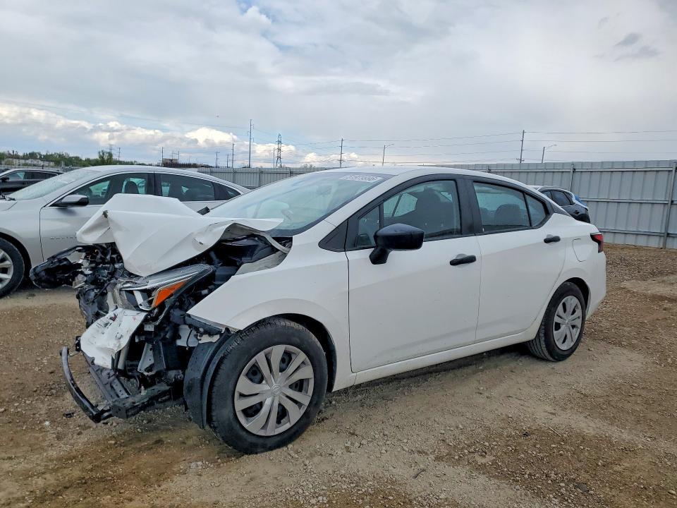 51979996 :رقم المزاد ، 3N1CN8DV5ML816734 vin ، 2021 Nissan Versa مزاد بيع