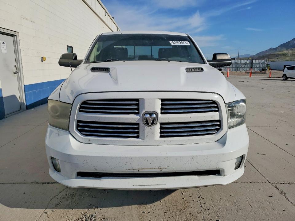 Продажа на аукционе авто 2016 Ram 1500, vin: 1C6RR7MT9GS102946, номер лота: 53022086