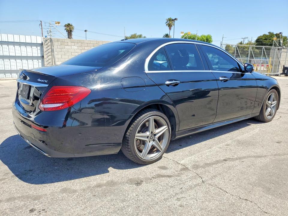 52655946 :رقم المزاد ، WDDZF6JB3KA520284 vin ، 2019 Mercedes-benz E مزاد بيع