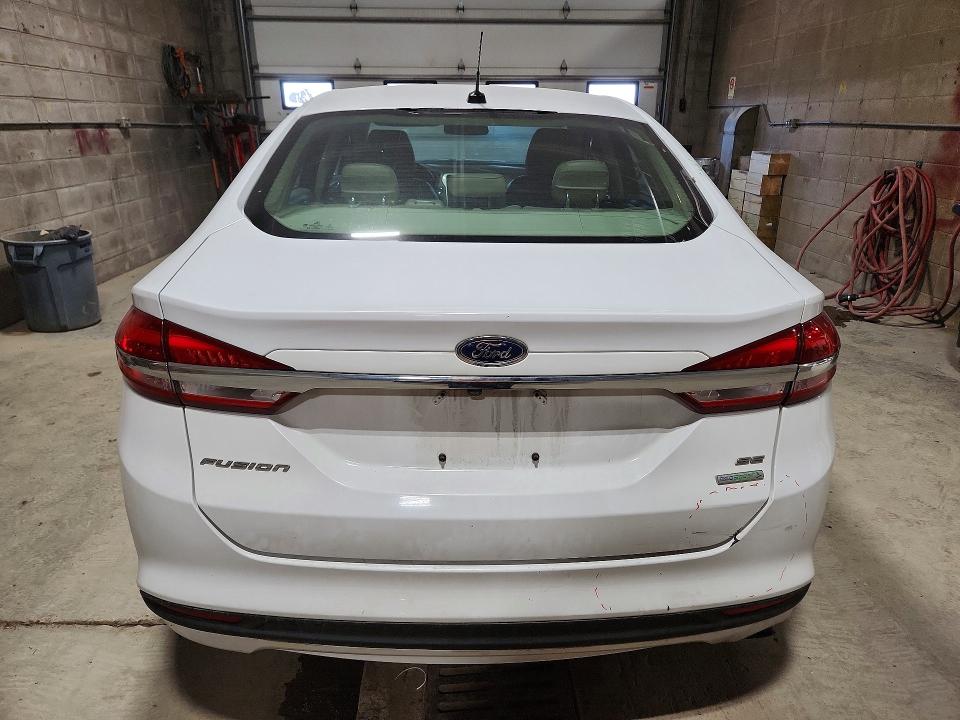 52737116 :رقم المزاد ، 3FA6P0HDXHR115610 vin ، 2017 Ford Fusion مزاد بيع