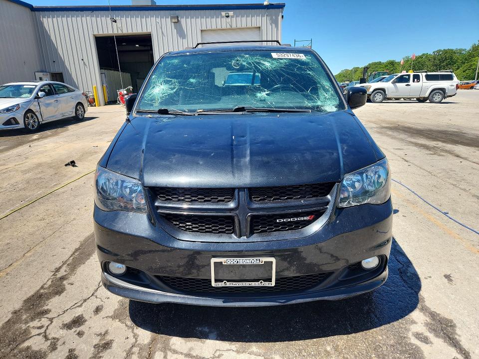 2017 Dodge Grand Caravan მანქანა იყიდება აუქციონზე, vin: 2C4RDGEG3HR557903, აუქციონის ნომერი: 53297436