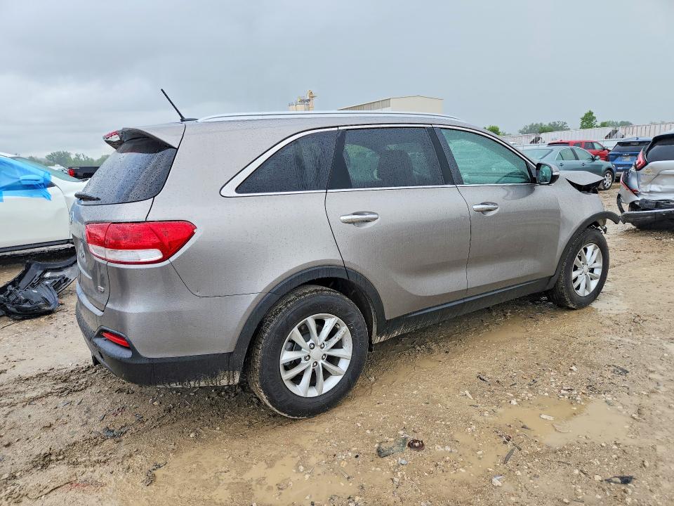 55125766 :رقم المزاد ، 5XYPG4A34GG122617 vin ، 2016 Kia Sorento مزاد بيع