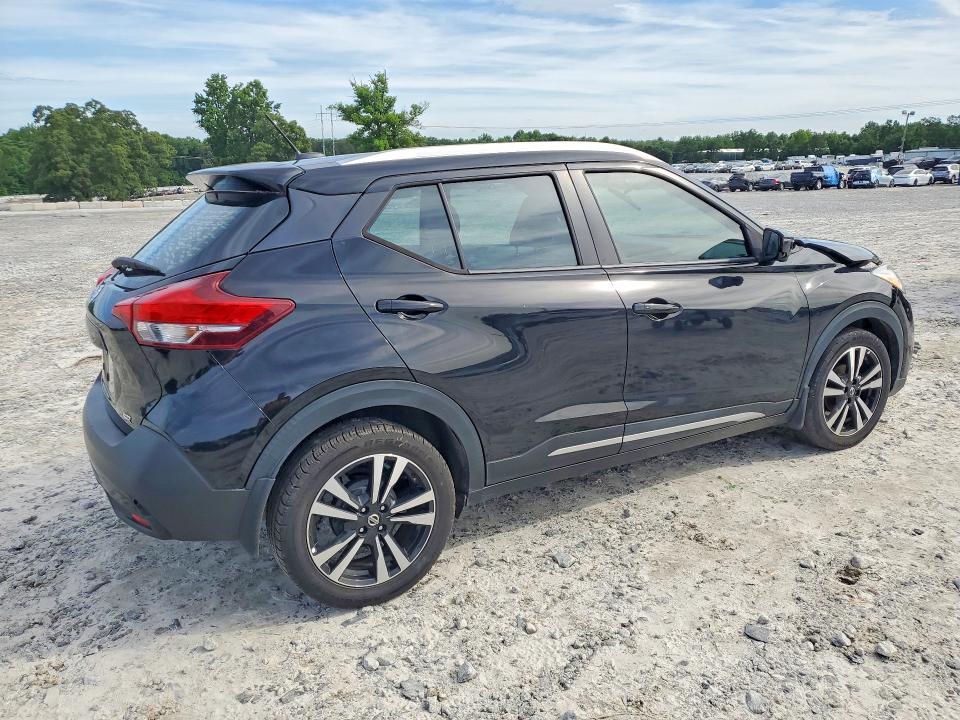 55215976 :رقم المزاد ، 3N1CP5CU2JL533821 vin ، 2018 Nissan Kicks مزاد بيع