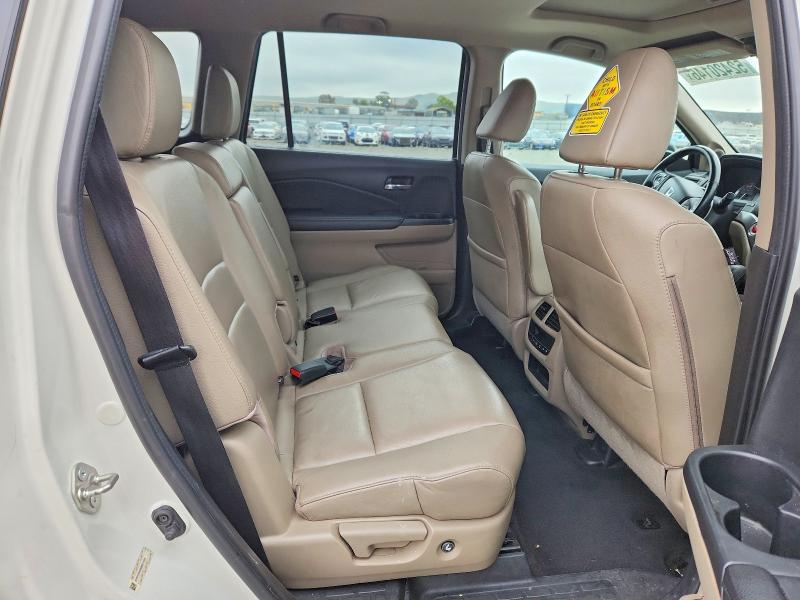 52420146 :رقم المزاد ، 5FNYF5H59GB027420 vin ، 2016 Honda Pilot مزاد بيع