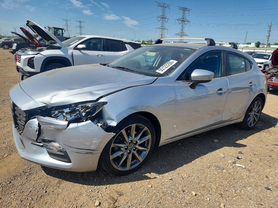 55122206 :رقم المزاد ، 3MZBN1L35JM160358 vin ، 2018 Mazda 3 مزاد بيع