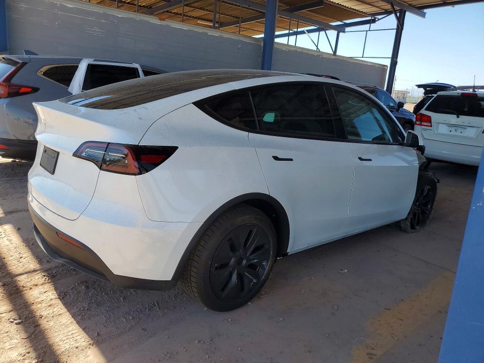 2025 Tesla Model Y მანქანა იყიდება აუქციონზე, vin: 7SAYGDED0SA377272, აუქციონის ნომერი: 53267206