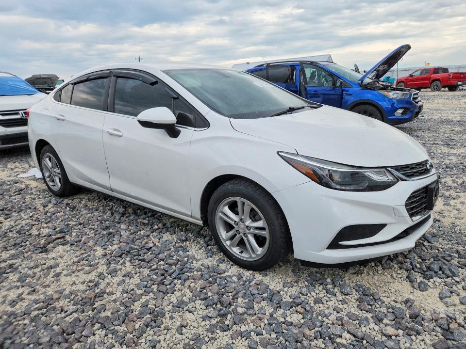2017 Chevrolet Cruze მანქანა იყიდება აუქციონზე, vin: 1G1BE5SM4H7110617, აუქციონის ნომერი: 53716406