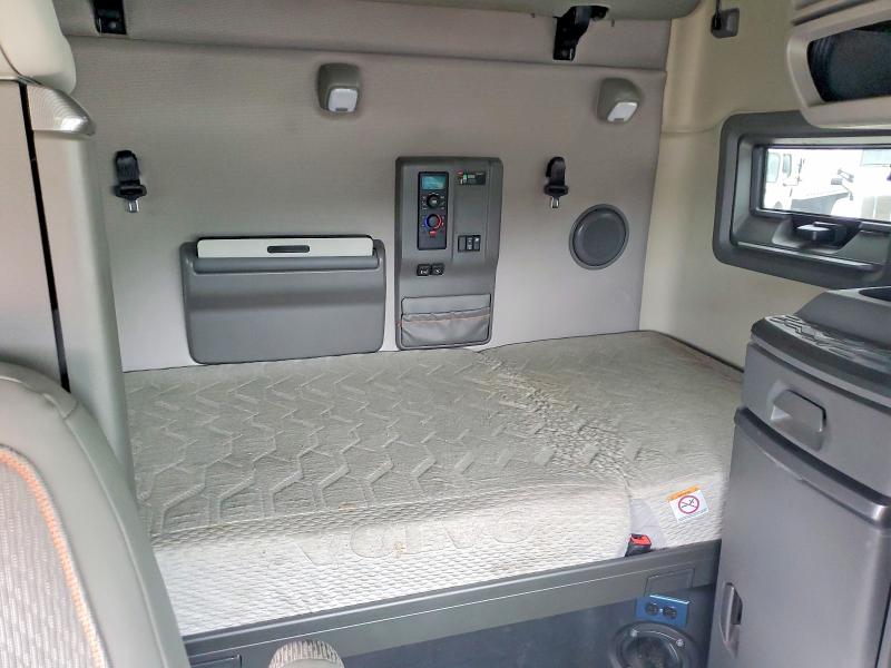 52699666 :رقم المزاد ، 4V4NC9EH9LN240515 vin ، 2020 Volvo Vn مزاد بيع