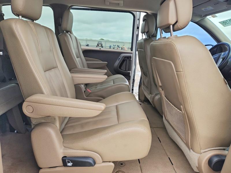 2014 Chrysler Town & Country მანქანა იყიდება აუქციონზე, vin: 2C4RC1BG0ER464921, აუქციონის ნომერი: 54125196