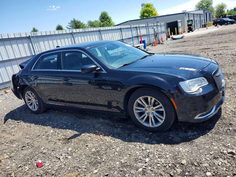 Продажа на аукционе авто 2017 Chrysler 300, vin: 2C3CCAAG5HH552417, номер лота: 52885806