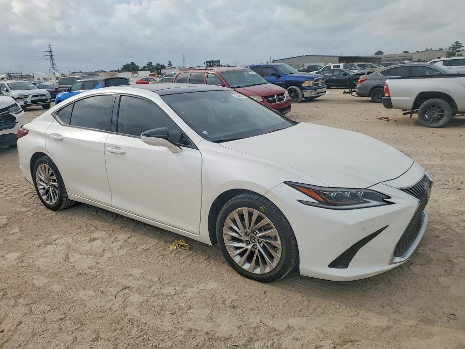 53699736 :رقم المزاد ، 58AFZ1B13LU077362 vin ، 2020 Lexus Es مزاد بيع