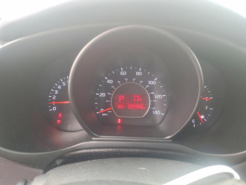 2014 Kia Soul მანქანა იყიდება აუქციონზე, vin: KNDJP3A59E7738504, აუქციონის ნომერი: 53928786
