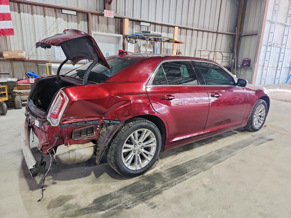 54547296 :رقم المزاد ، 2C3CCAAGXKH593519 vin ، 2019 Chrysler 300 مزاد بيع