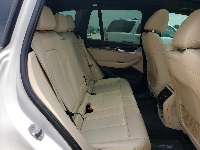 53052716 :رقم المزاد ، 5UXTR7C58KLF32067 vin ، 2019 Bmw X3 مزاد بيع
