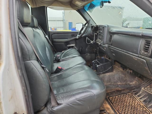 2002 Gmc Sierra მანქანა იყიდება აუქციონზე, vin: 1GDHC24U62E303711, აუქციონის ნომერი: 52808776