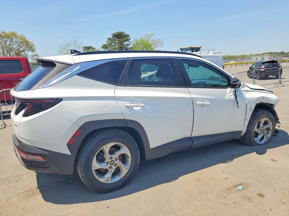 49679556 :رقم المزاد ، KM8JBCAE0NU167867 vin ، 2022 Hyundai Tucson مزاد بيع