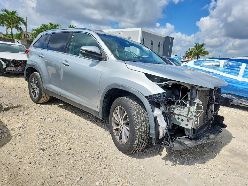 Aukcja sprzedaży 2019 Toyota Highlander, vin: 5TDKZRFH3KS334149, numer aukcji: 52609156