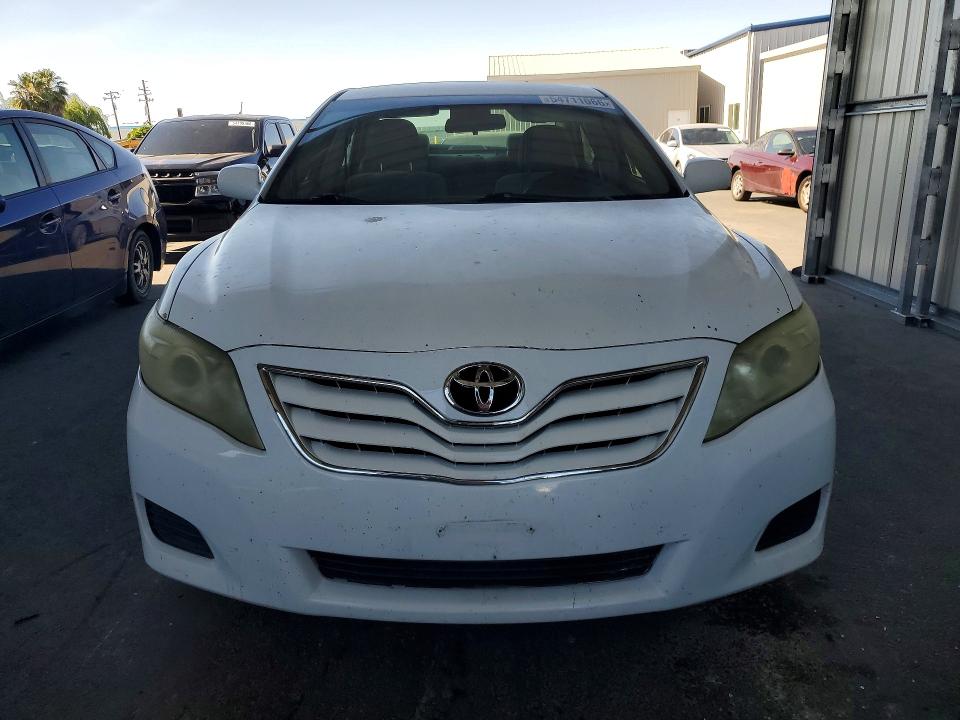 2011 Toyota Camry მანქანა იყიდება აუქციონზე, vin: 4T4BF3EK7BR214595, აუქციონის ნომერი: 54711066