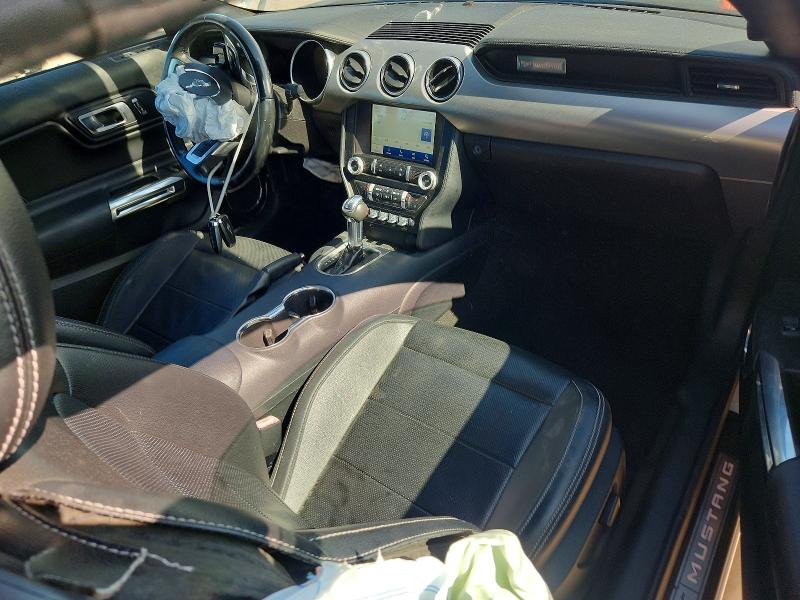 52567776 :رقم المزاد ، 1FATP8UH8M5111773 vin ، 2021 Ford Mustang مزاد بيع
