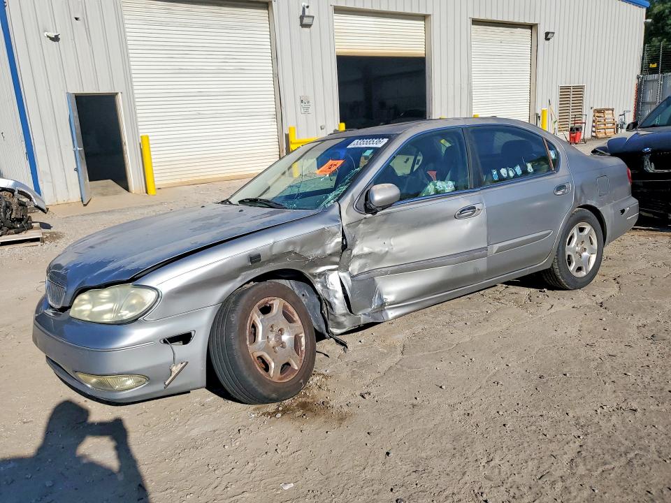 2000 Infiniti I30 მანქანა იყიდება აუქციონზე, vin: JNKCA31A7YT114251, აუქციონის ნომერი: 53558536
