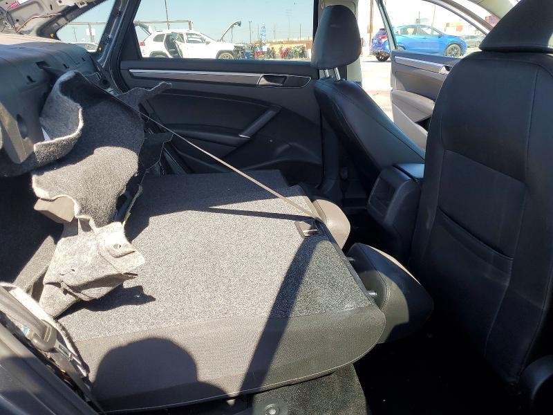 Продажа на аукционе авто 2018 Volkswagen Passat, vin: 1VWAA7A34JC032160, номер лота: 53751996