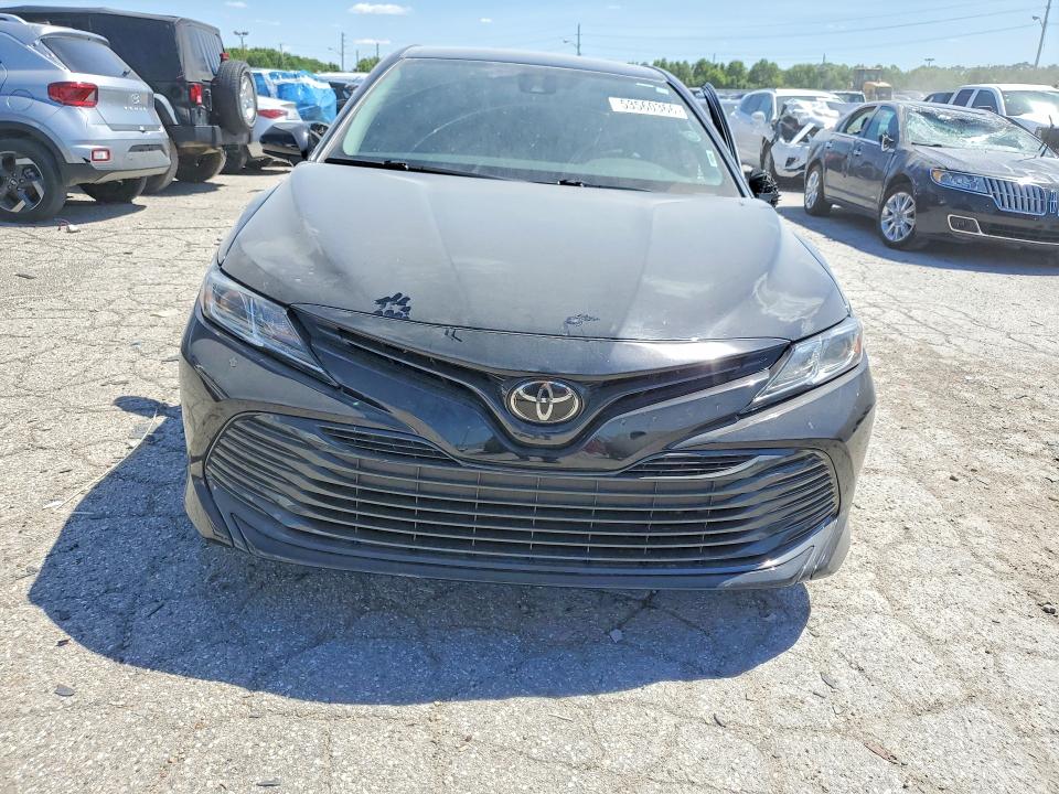 Продаж на аукціоні авто 2019 Toyota Camry, vin: 4T1B11HK7KU710585, номер лоту: 53560366