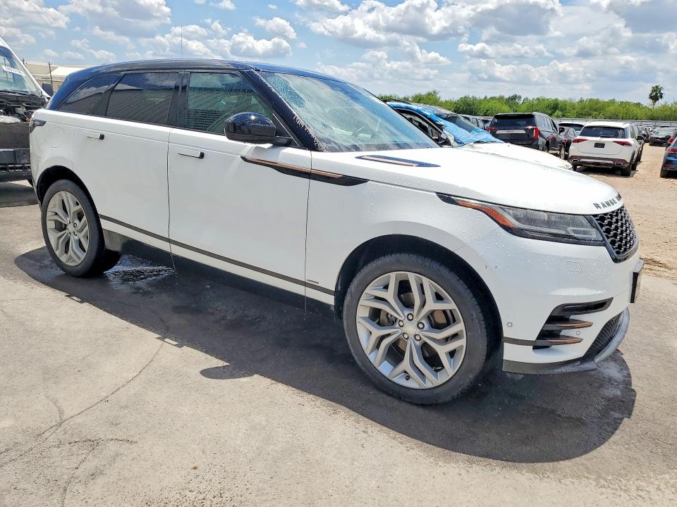 53496936 :رقم المزاد ، SALYL2RX8JA735867 vin ، 2018 Land Rover Range Rover Velar مزاد بيع