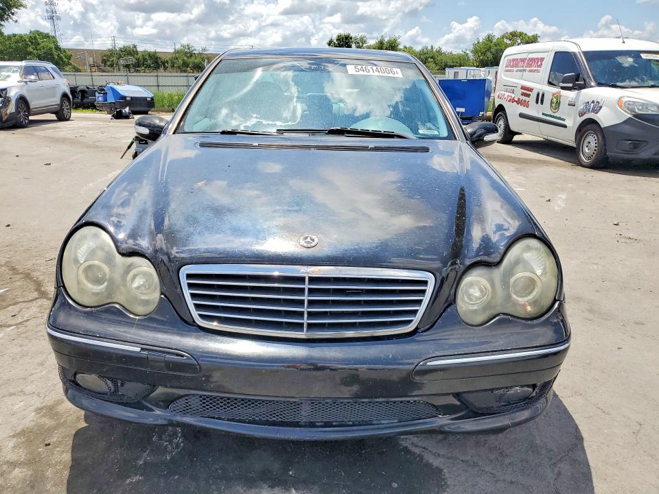 54614006 :رقم المزاد ، WDBRF40J85F679931 vin ، 2005 Mercedes-benz C مزاد بيع