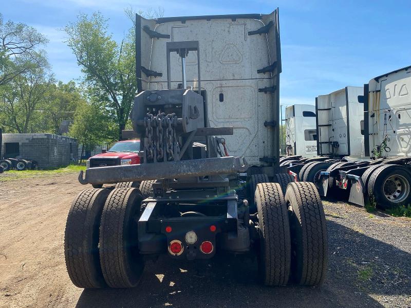 52768206 :رقم المزاد ، 3AKJHHDR6JSJR0257 vin ، 2018 Freigliner Cascadia 126 مزاد بيع