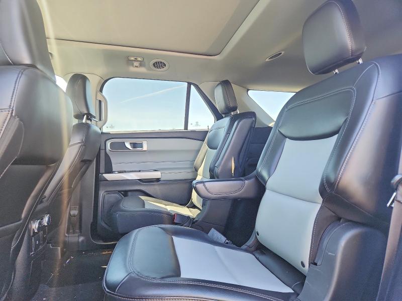 53326026 :رقم المزاد ، 1FMSK8DH4NGA12356 vin ، 2022 Ford Explorer مزاد بيع