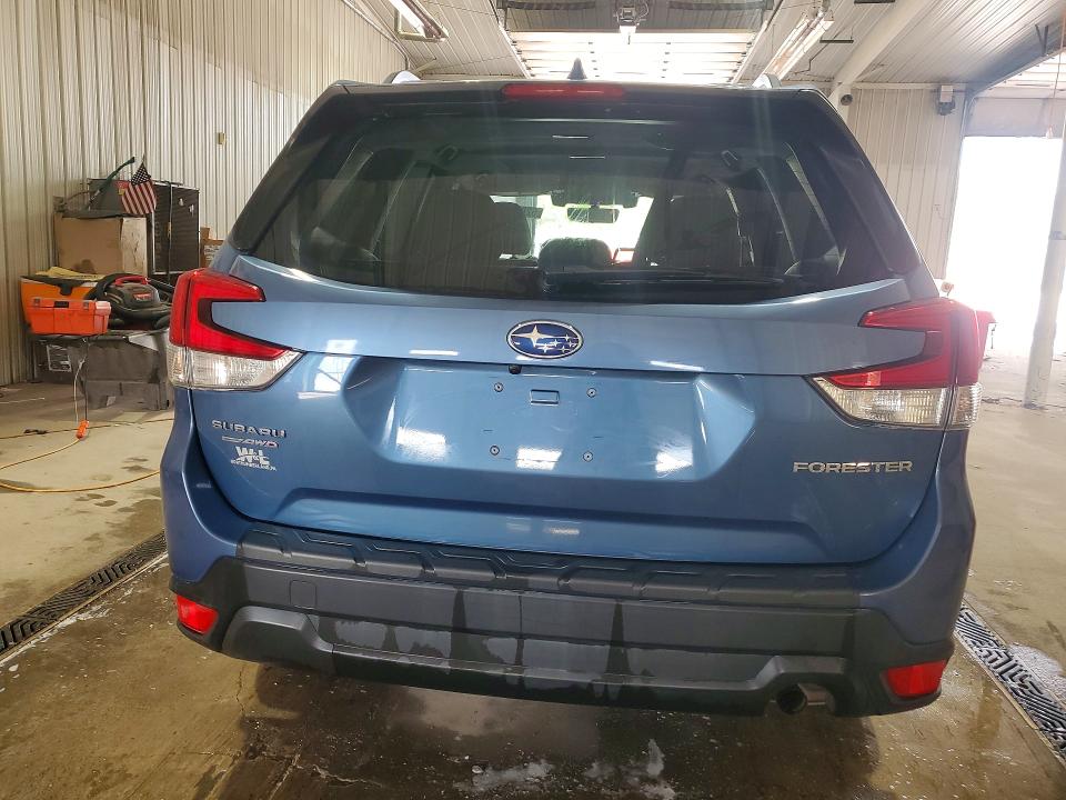 Продажа на аукционе авто 2021 Subaru Forester, vin: JF2SKAJC3MH569838, номер лота: 52833366