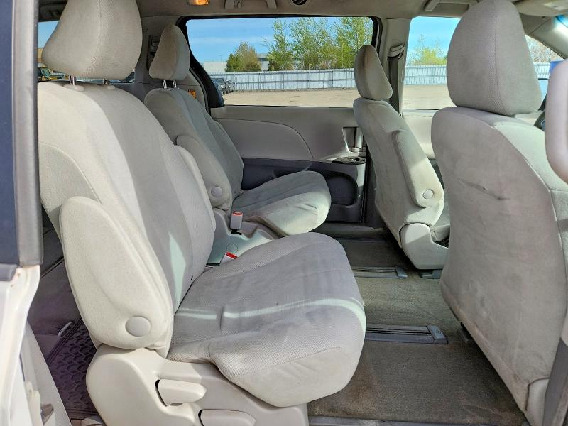 54777286 :رقم المزاد ، 5TDZK3DCXDS298485 vin ، 2013 Toyota Sienna مزاد بيع