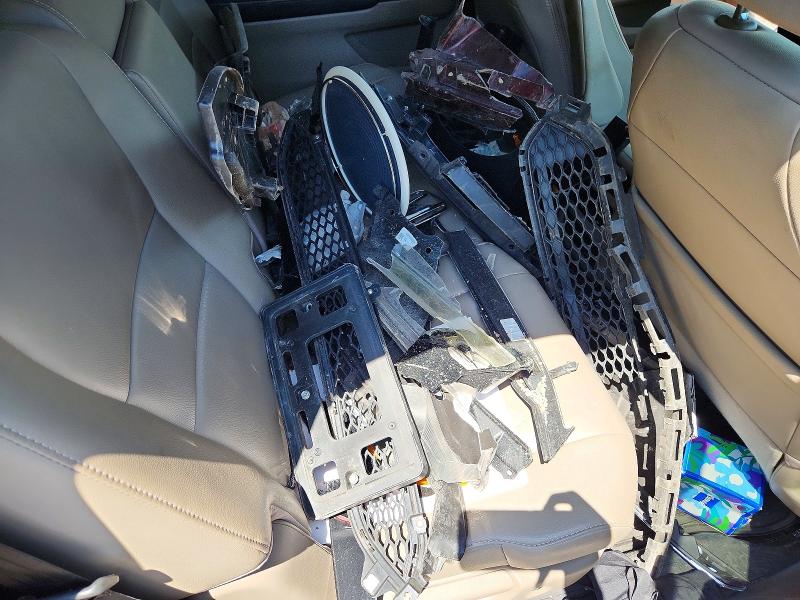 Продаж на аукціоні авто 2018 Honda Pilot, vin: 5FNYF6H50JB035242, номер лоту: 51996846