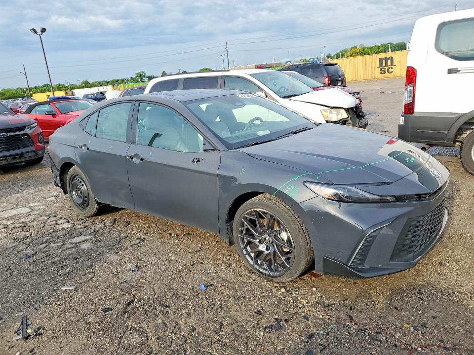 52223366 :رقم المزاد ، 4T1DBADKXSU526821 vin ، 2025 Toyota Camry مزاد بيع