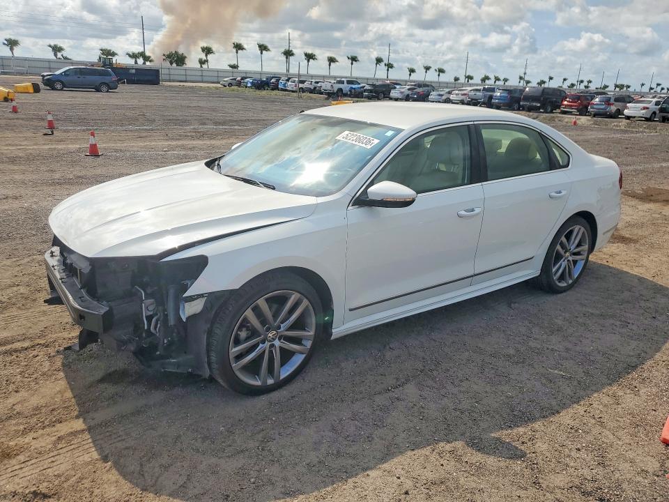 Продаж на аукціоні авто 2016 Volkswagen Passat, vin: 1VWAT7A37GC063860, номер лоту: 52236036