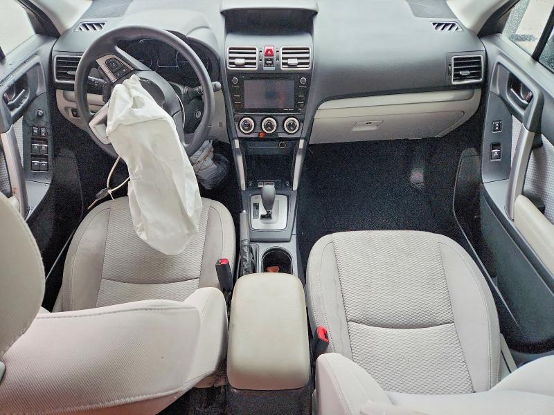 52600916 :رقم المزاد ، JF2SJAGC9JH597827 vin ، 2018 Subaru Forester مزاد بيع