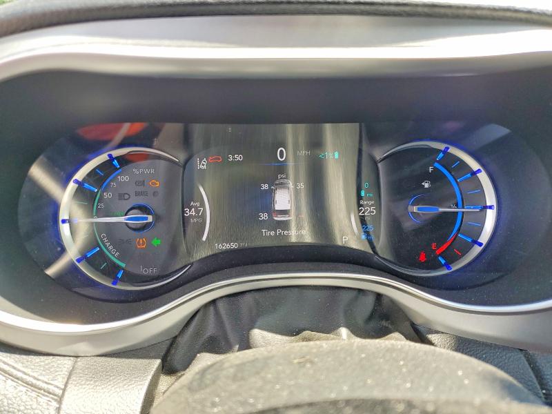 55323196 :رقم المزاد ، 2C4RC1N73KR722422 vin ، 2019 Chrysler Pacifica مزاد بيع