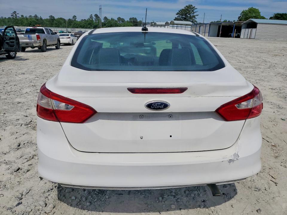 Продажа на аукционе авто 2013 Ford Focus, vin: 1FADP3F21DL211774, номер лота: 52523536
