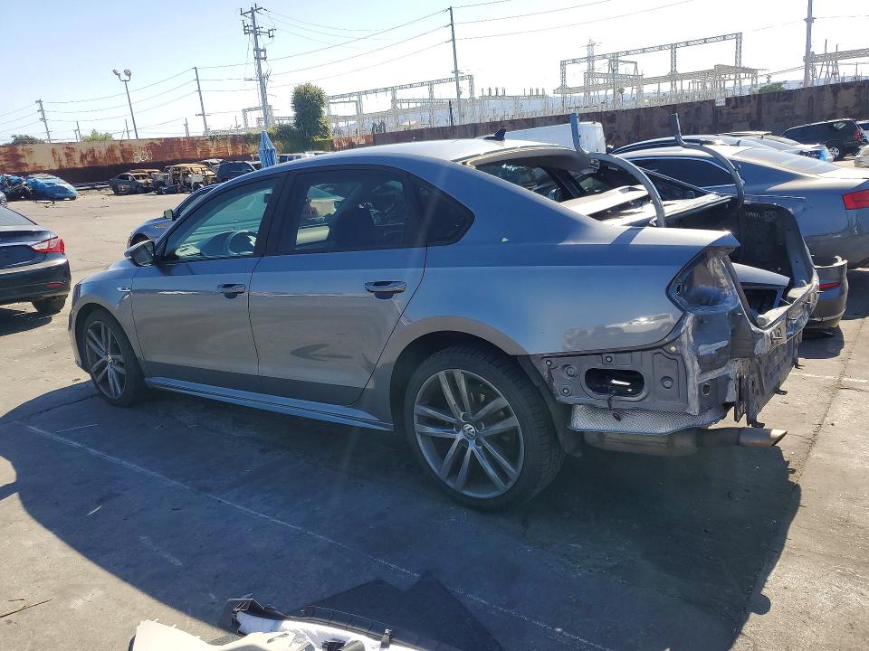 Продажа на аукционе авто 2018 Volkswagen Passat, vin: 1VWAA7A34JC032160, номер лота: 53751996