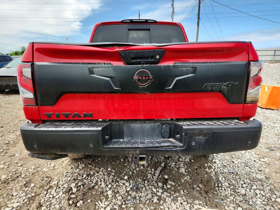 53768746 :رقم المزاد ، 1N6AA1ED6MN527694 vin ، 2021 Nissan Titan مزاد بيع