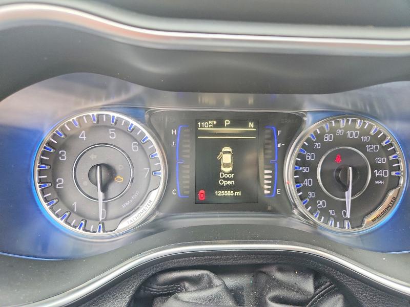 2017 Chrysler 200 მანქანა იყიდება აუქციონზე, vin: 1C3CCCAG7HN504629, აუქციონის ნომერი: 51952196