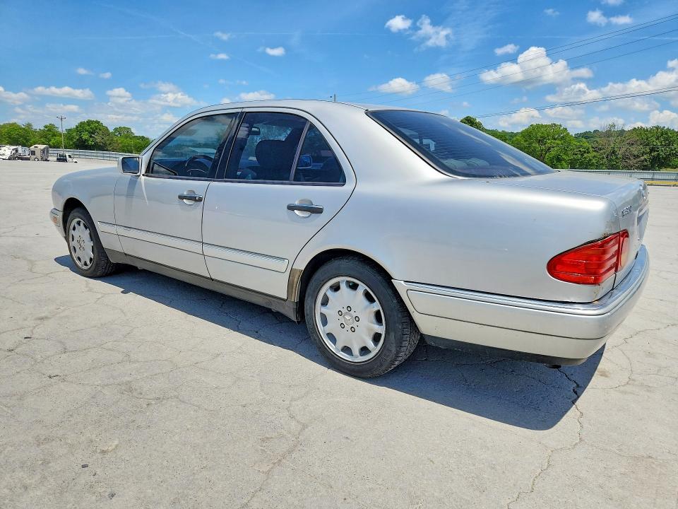 Продаж на аукціоні авто 1998 Mercedes-benz E, vin: WDBJF82F1WX007332, номер лоту: 53954766